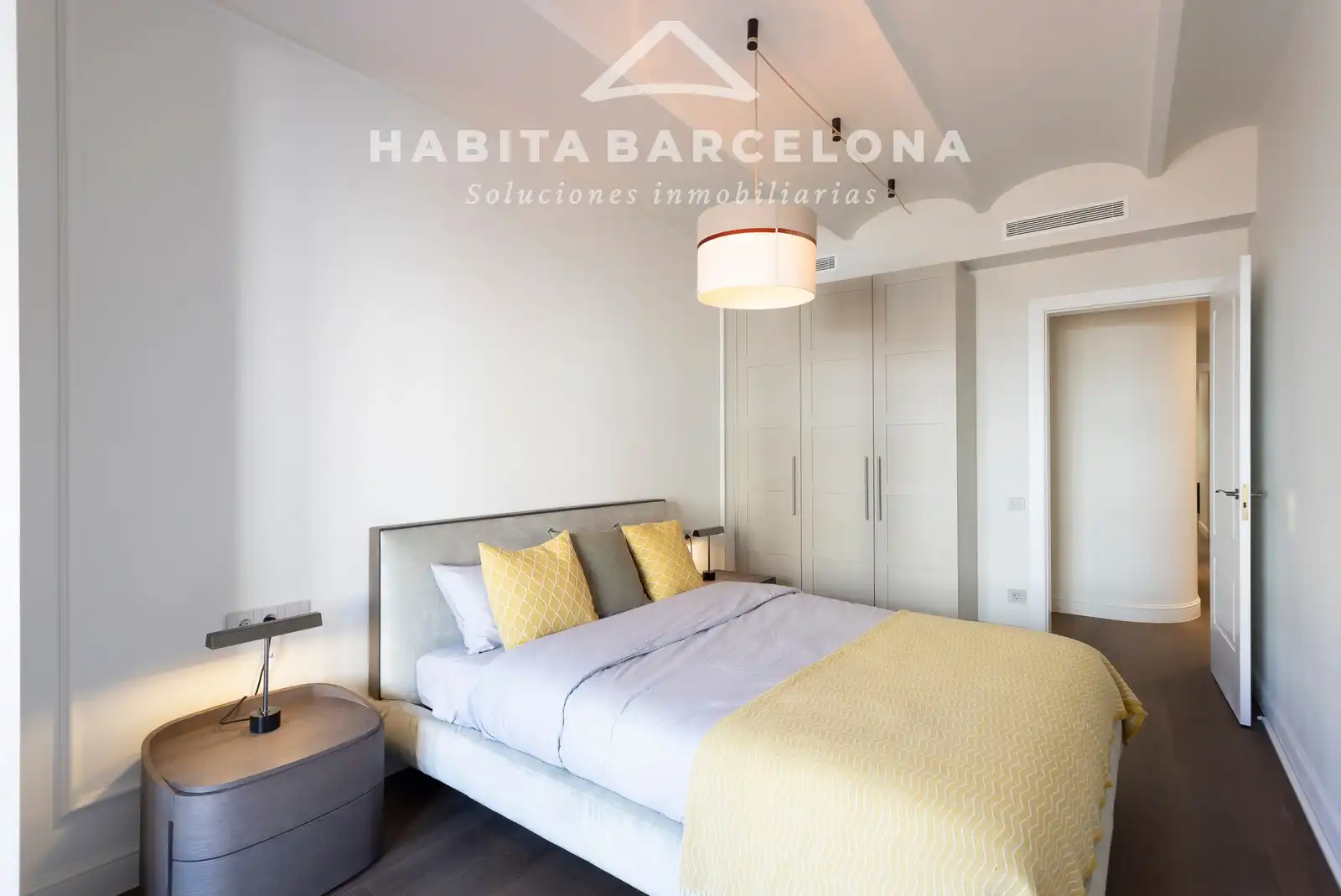 Habitación de Piso de alquiler en Barcelona con Aire acondicionado, Calefacción y Parquet