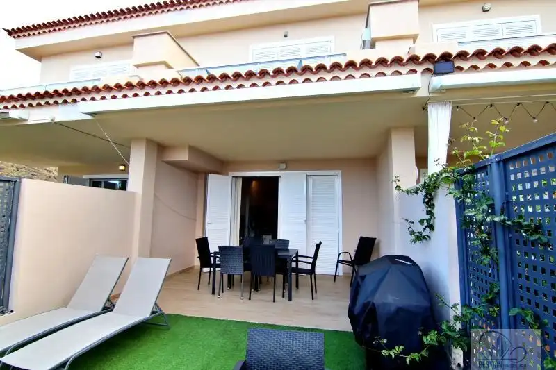 Terraza de Casa o chalet en venta en Santiago del Teide con Alarma y Piscina comunitaria