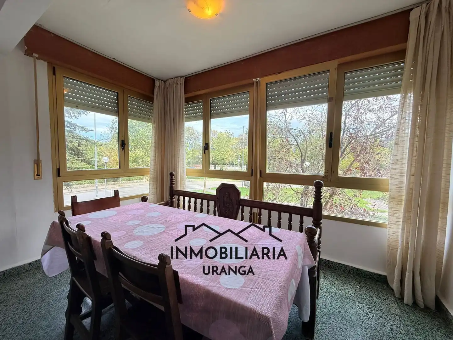 Vista exterior de Pis en venda en Laredo amb Calefacció i Terrassa