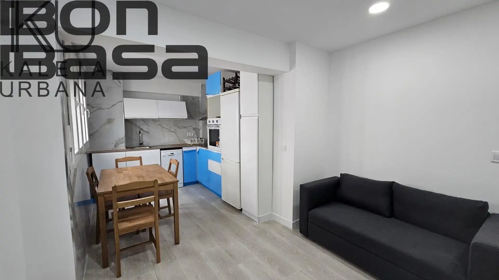 Cocina de Estudio de alquiler en Alicante / Alacant con Aire acondicionado y Amueblado