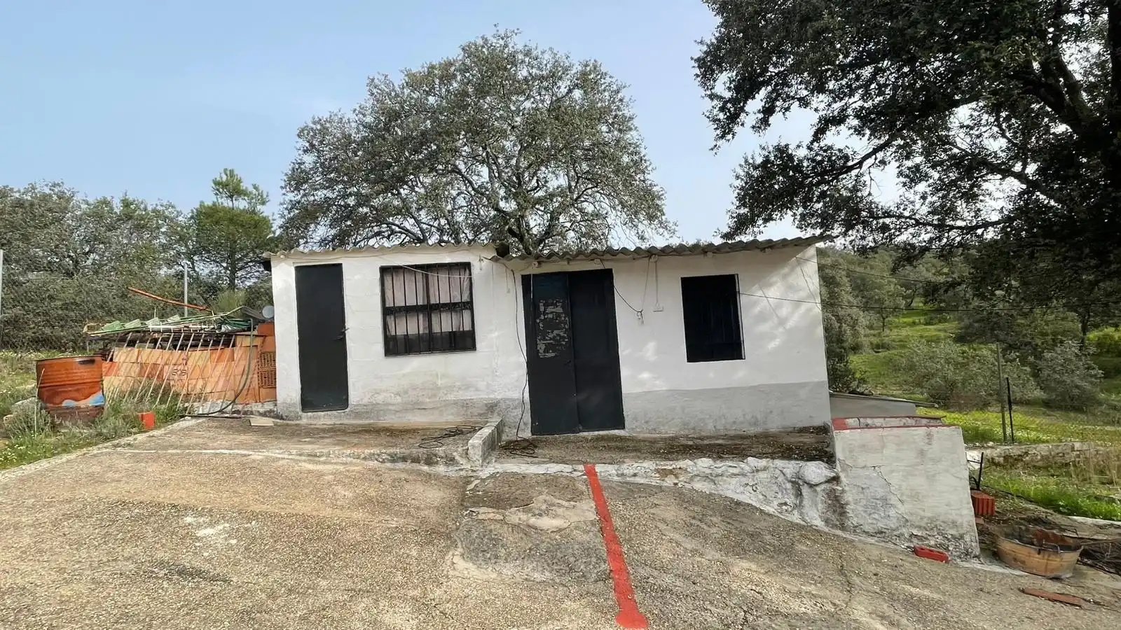 Außenansicht von Haus oder Chalet zum Verkauf in Villaharta mit Schwimmbad
