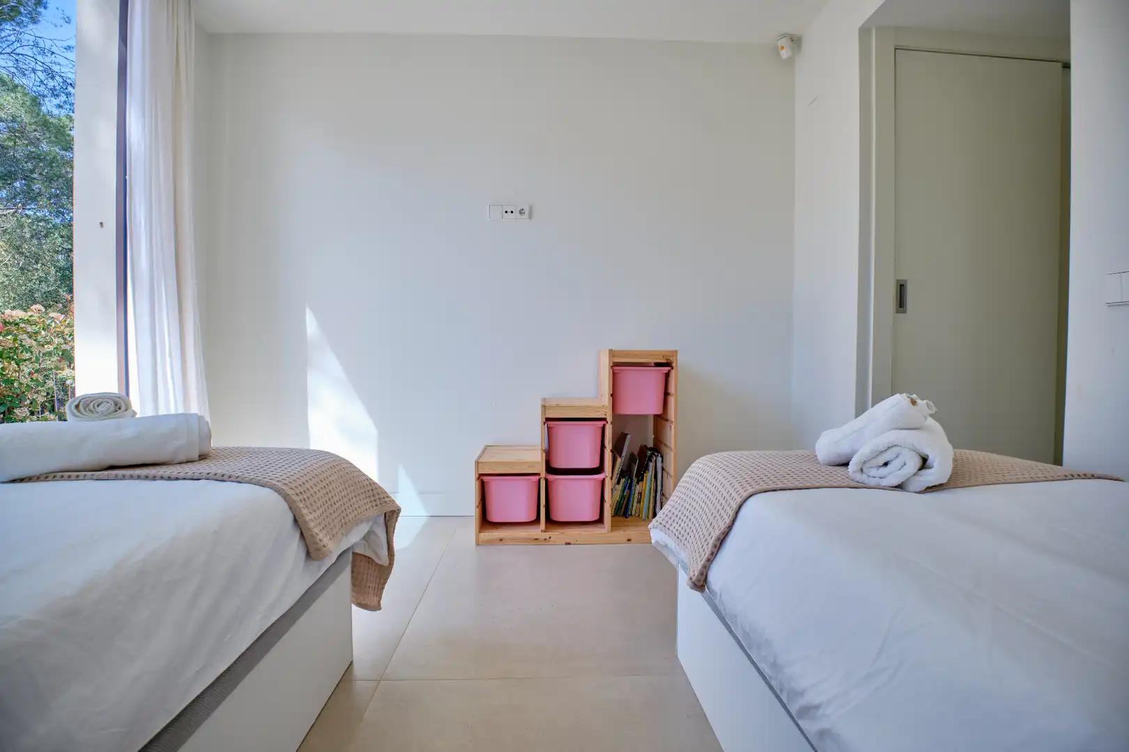 Dormitori de Casa o xalet de lloguer en Mont-ras amb Aire condicionat, Calefacció i Jardí privat