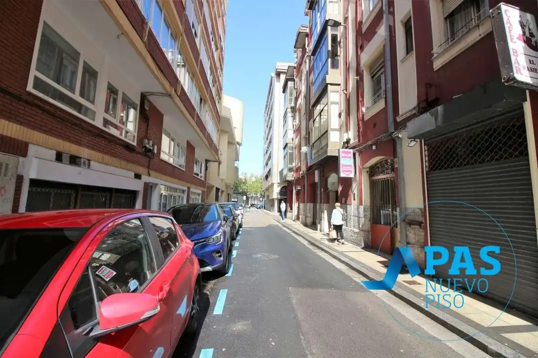 Vista exterior de Piso en venta en Santander con Calefacción