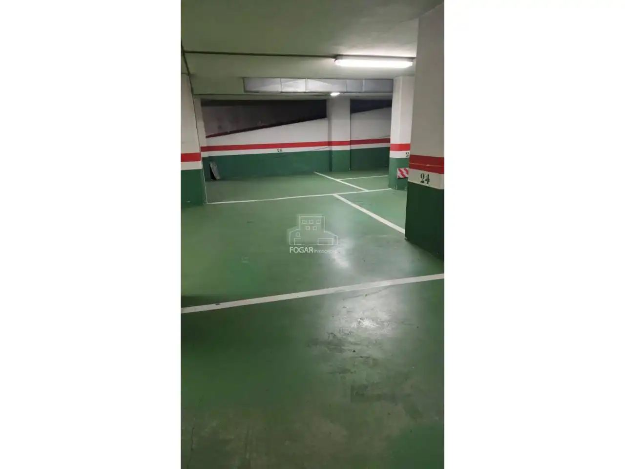 Garaje de alquiler en Avenida Rosalía de Castro, Vilagarcía