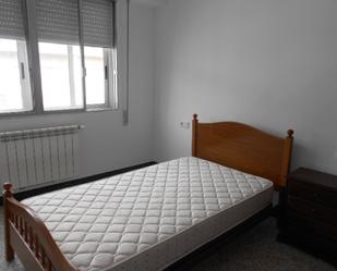 Bedroom of Flat to rent in Santiago de Compostela 