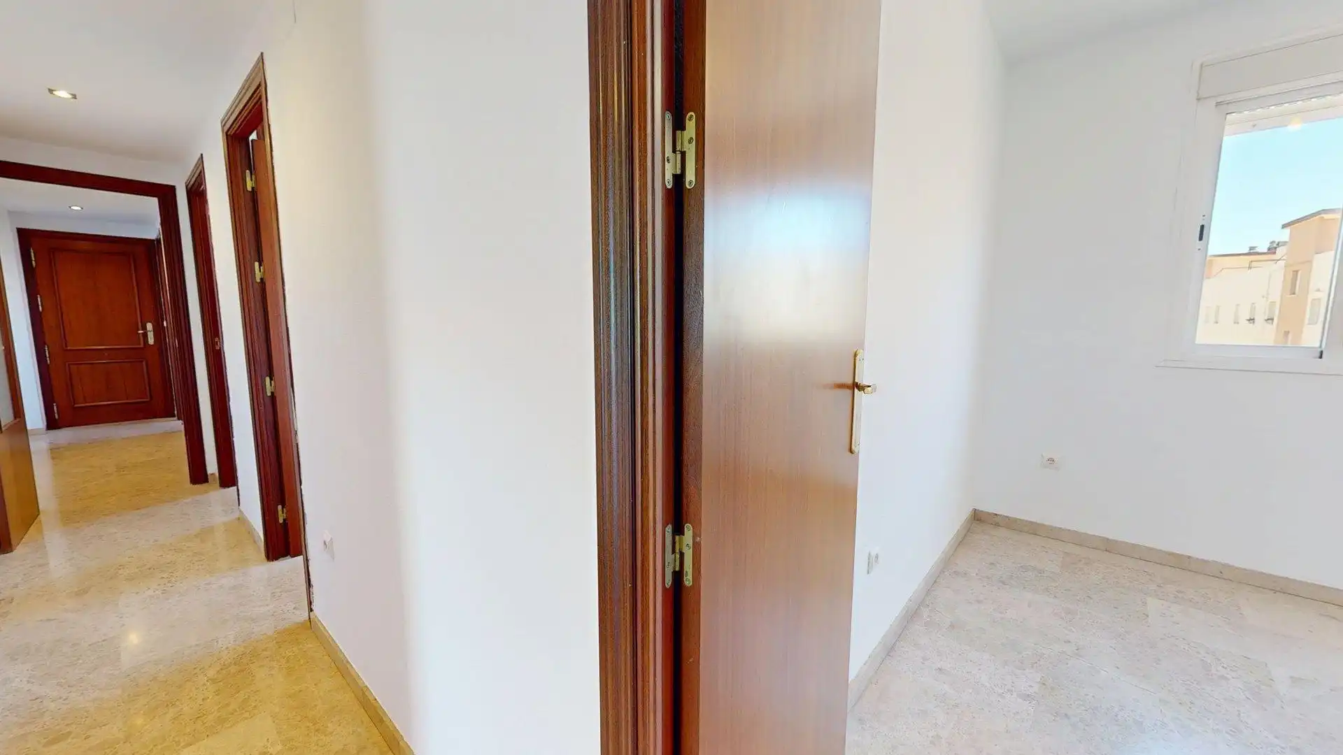 Wohnung zum Verkauf in Córdoba mit Klimaanlage, Heizung und Abstellraum