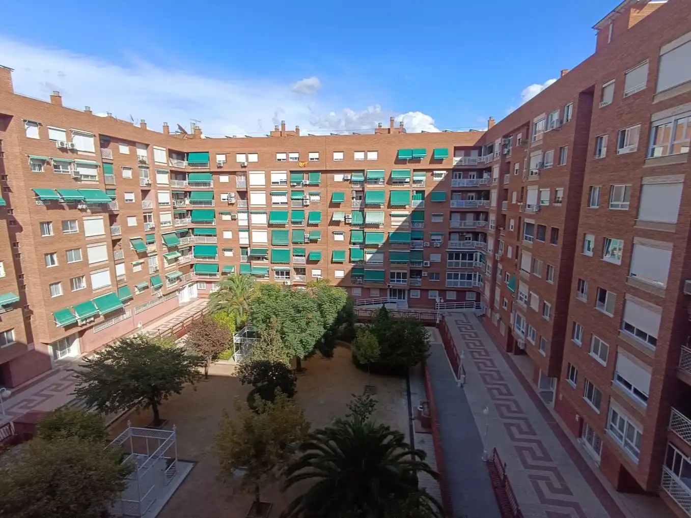 Vista exterior de Piso de alquiler en Genil