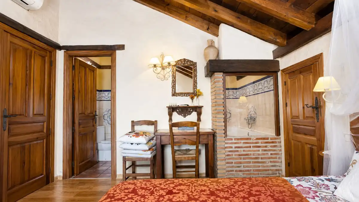 Dormitori de Finca rústica en venda en Cártama amb Aire condicionat, Jardí privat i Terrassa