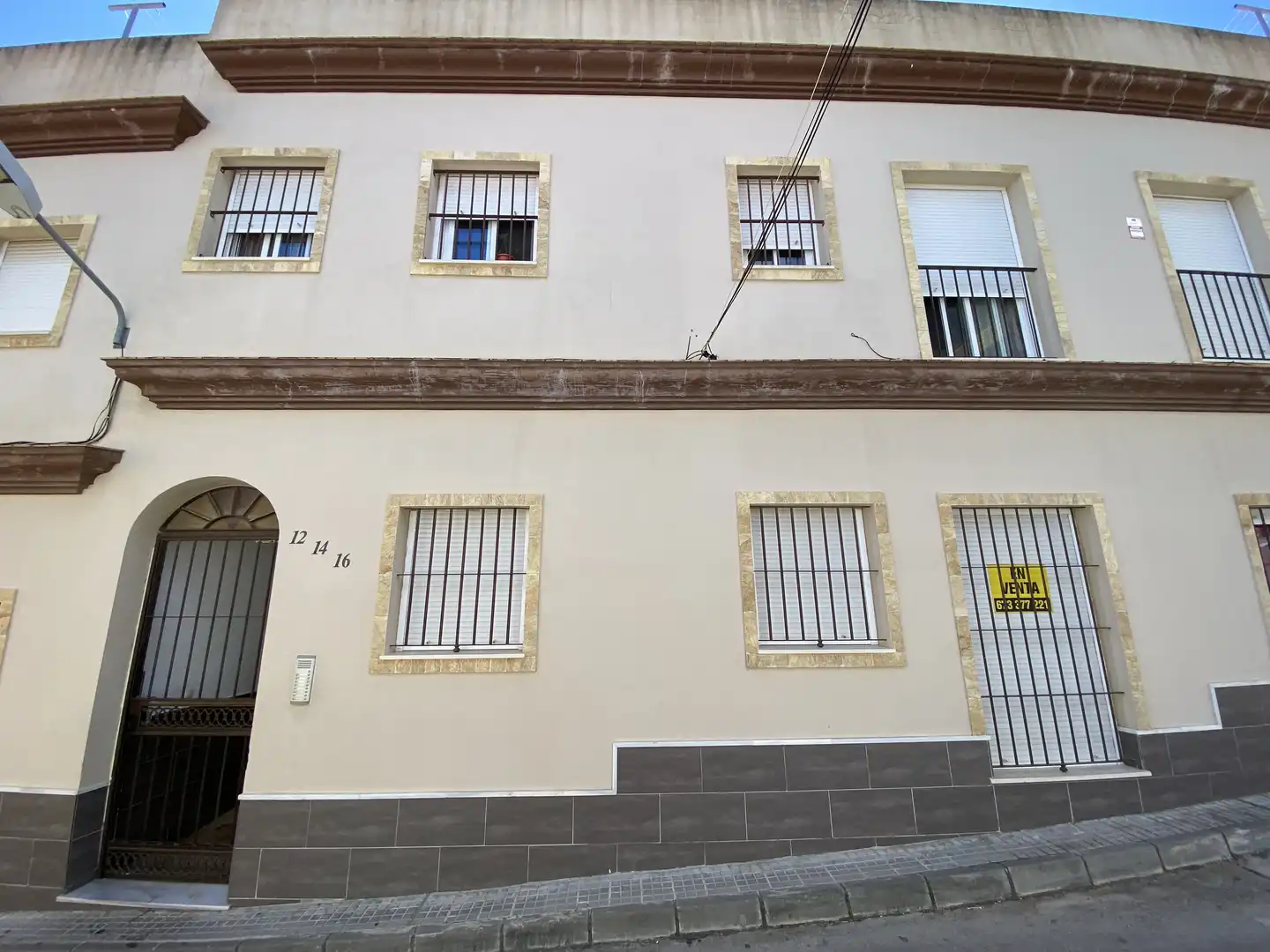 Vista exterior de Pis en venda en La Soledad
