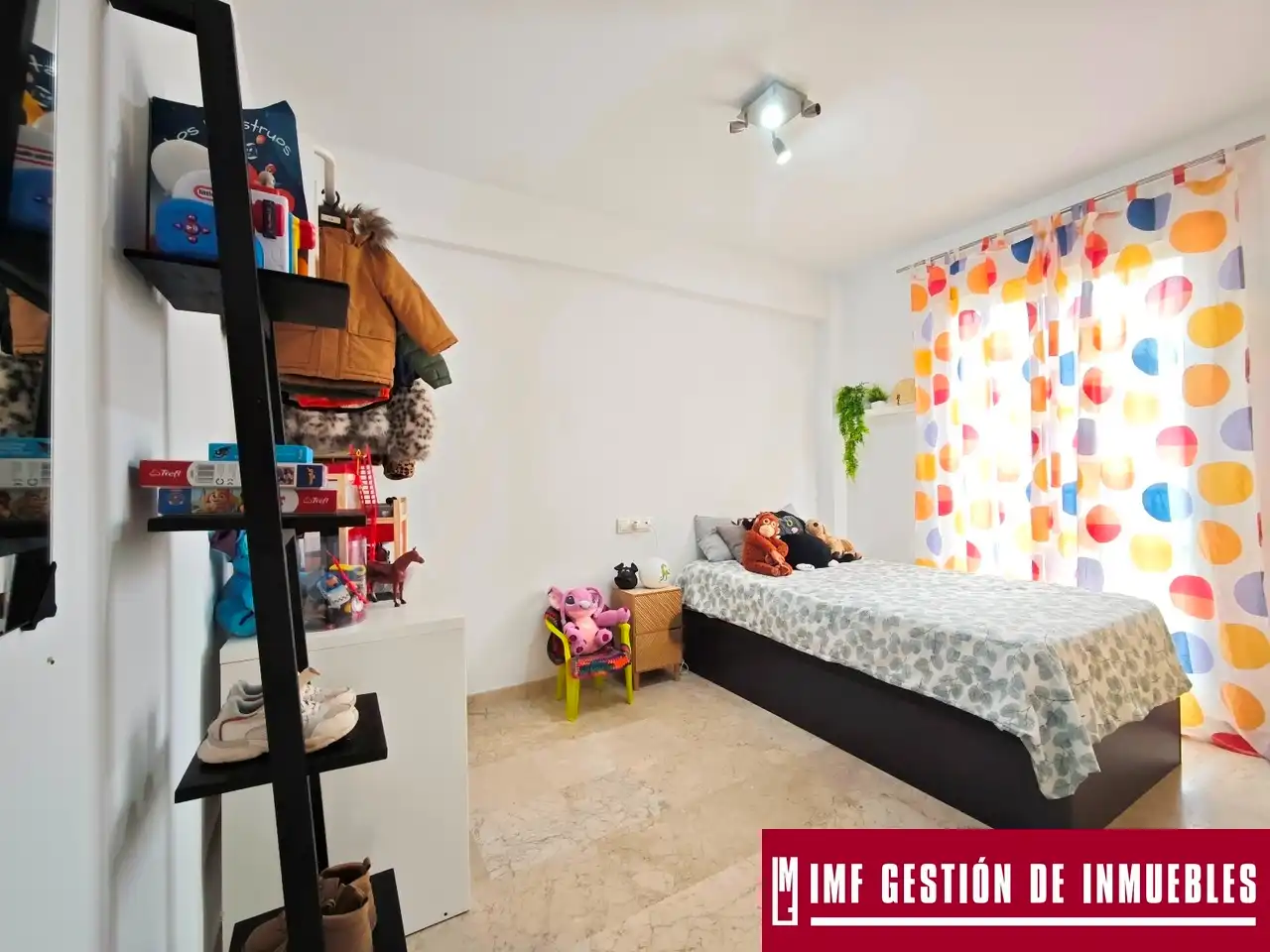 Habitación de Casa o chalet en venta en Vélez-Málaga con Aire acondicionado, Calefacción y Terraza