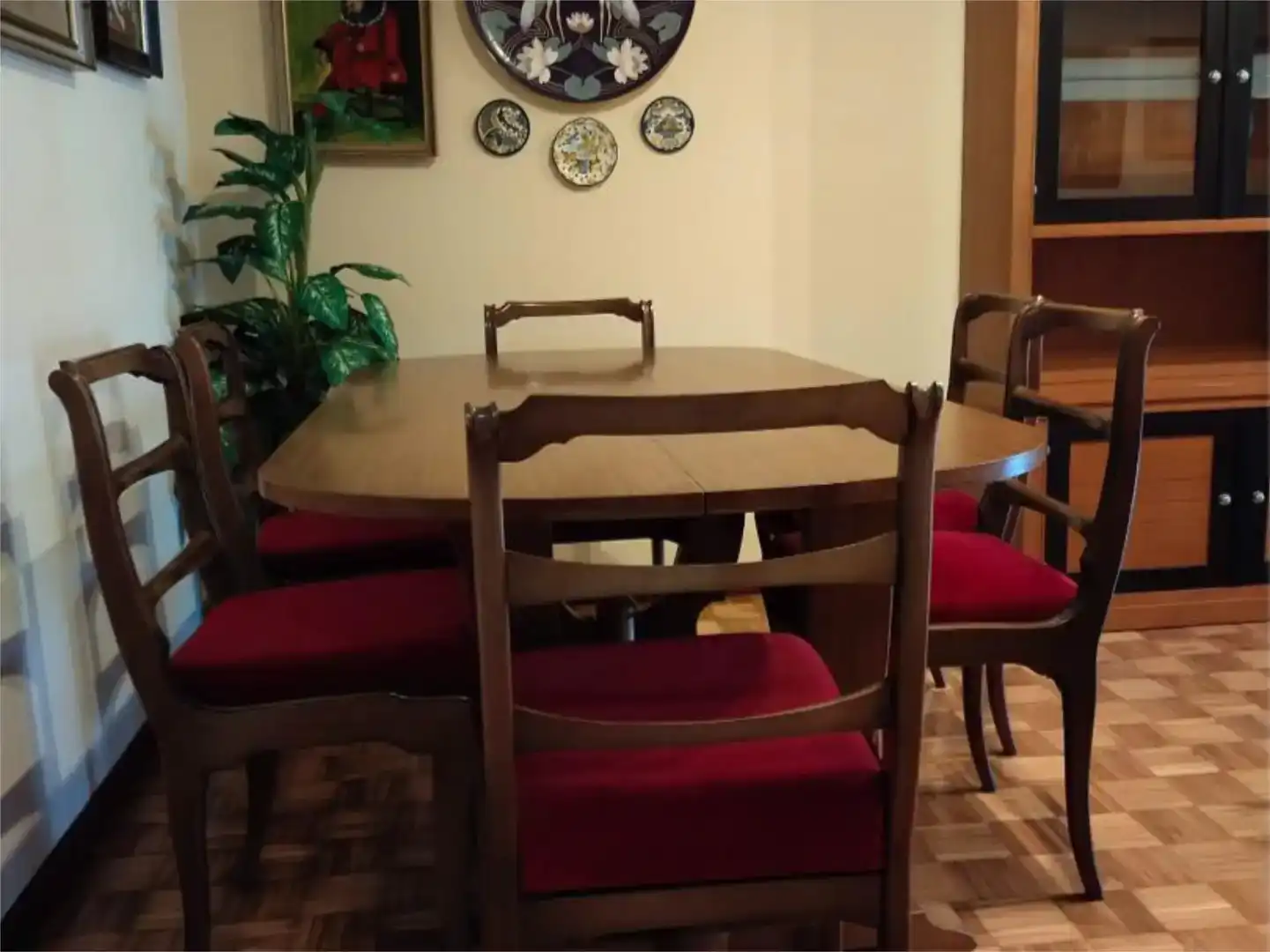 Menjador de Pis en venda en Cudillero amb Parquet, Traster i Moblat
