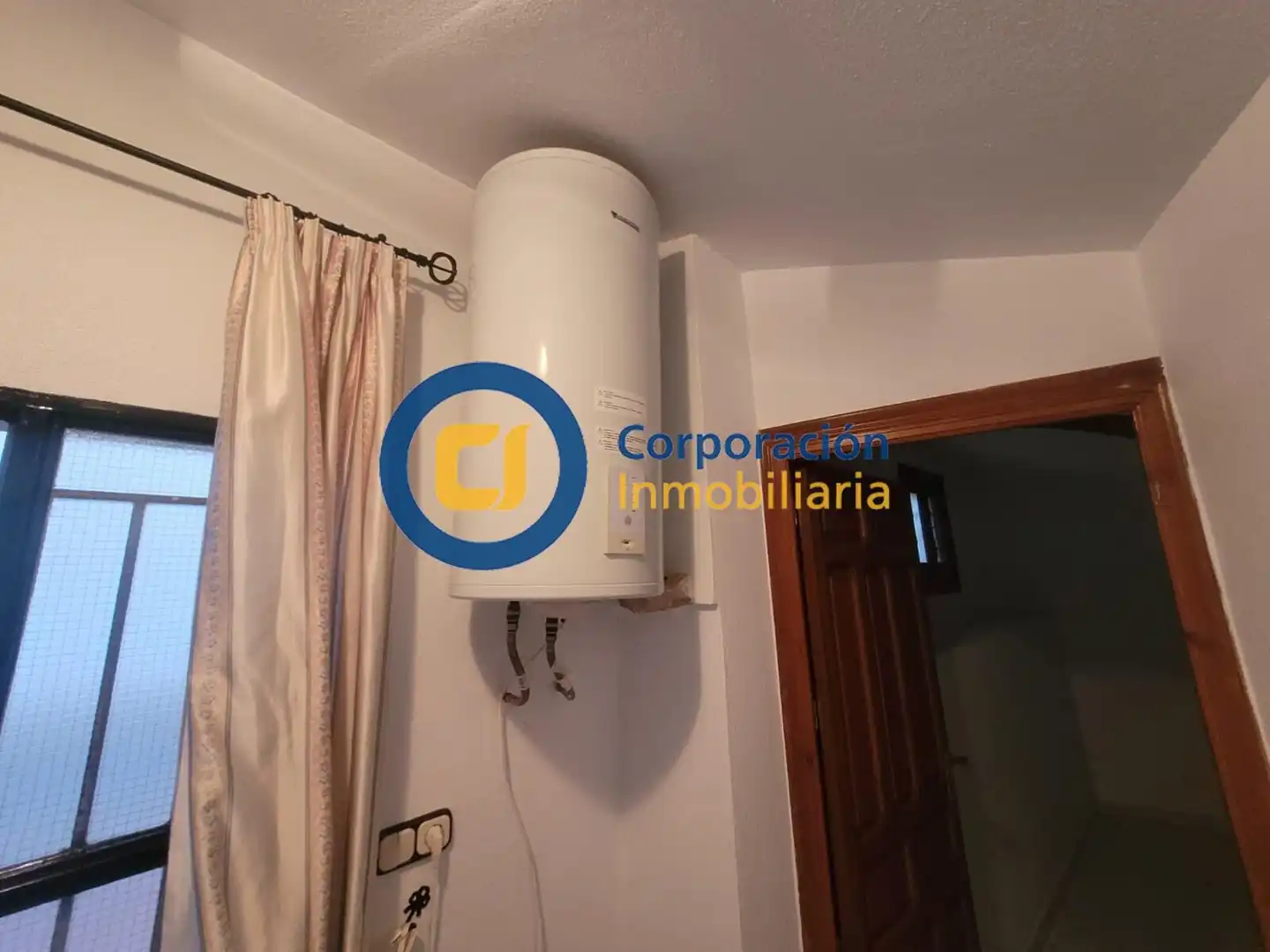 Houses for sale in Lorca  with Air Conditioner, Terrace and Storage room