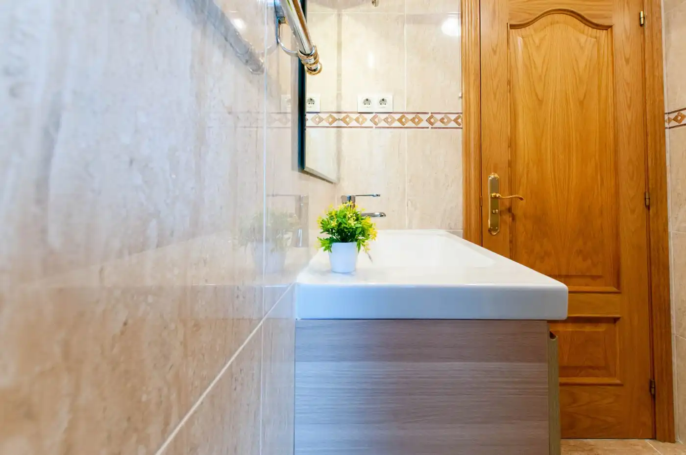 Baño de Piso de alquiler en Sabadell con Aire acondicionado, Calefacción y Parquet
