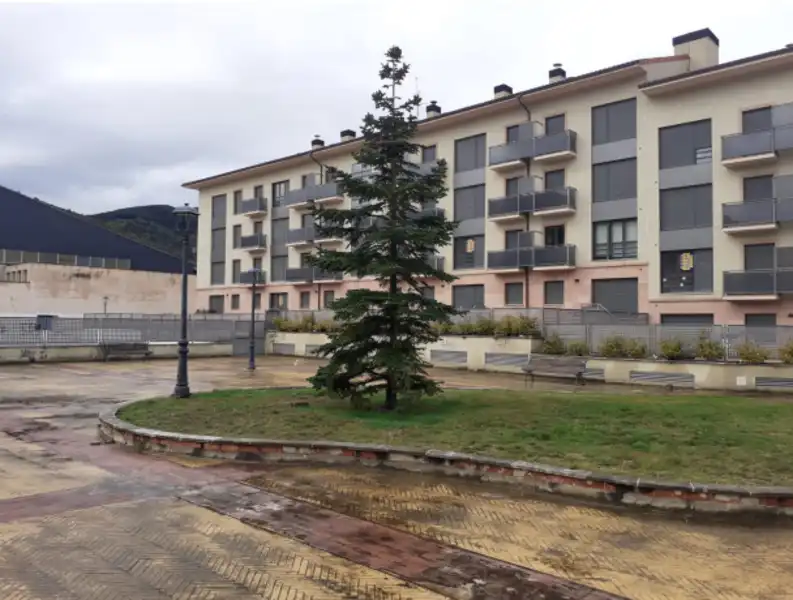 Residencial en venta en ELISEO CADARSO, Ezcaray