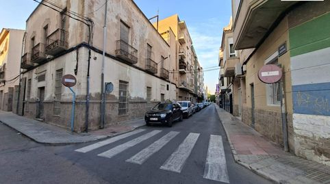 EDIFICIO ESQUINERO EN VENTA EN CALLE SANTA ROSALÍA  NOVELDA