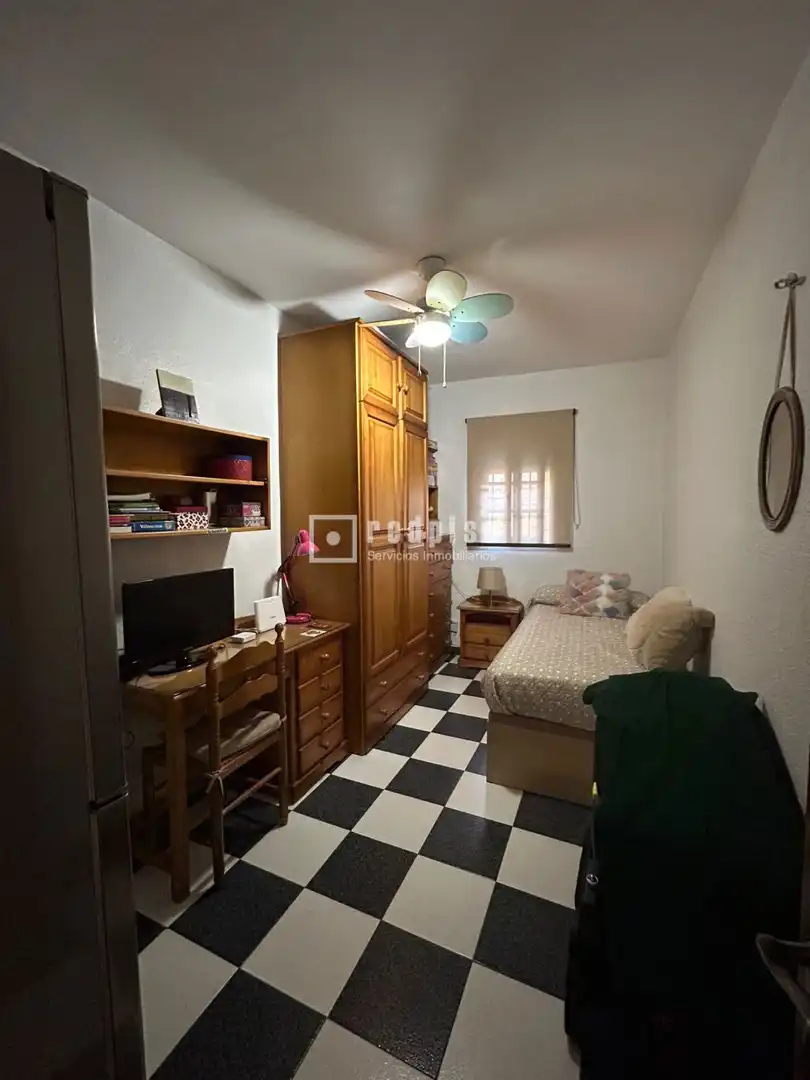 Dormitori de Pis en venda en Málaga amb Aire condicionat, Terrassa i Traster