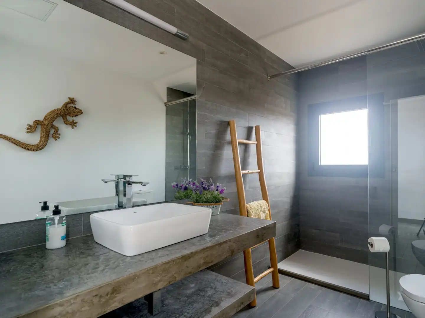 Baño de Casa o chalet en venta en La Oliva con Jardín privado, Terraza y Trastero