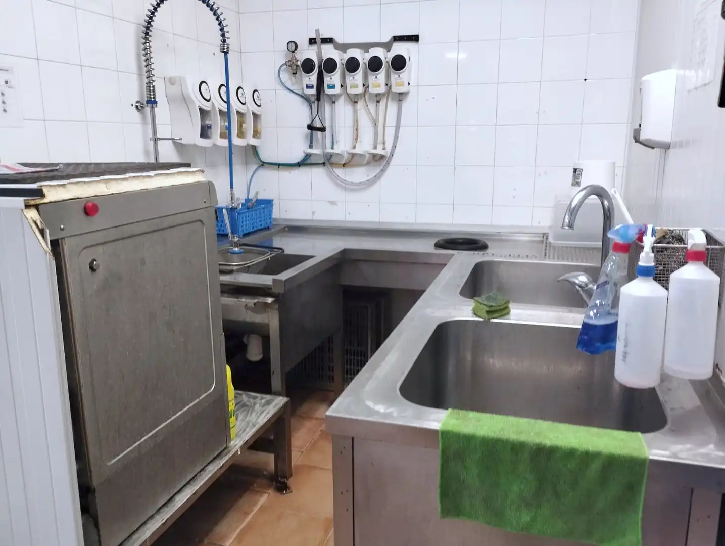 Kitchen of Commercial properties for sale in Botarell  with Air Conditioner, Heating and Terrace