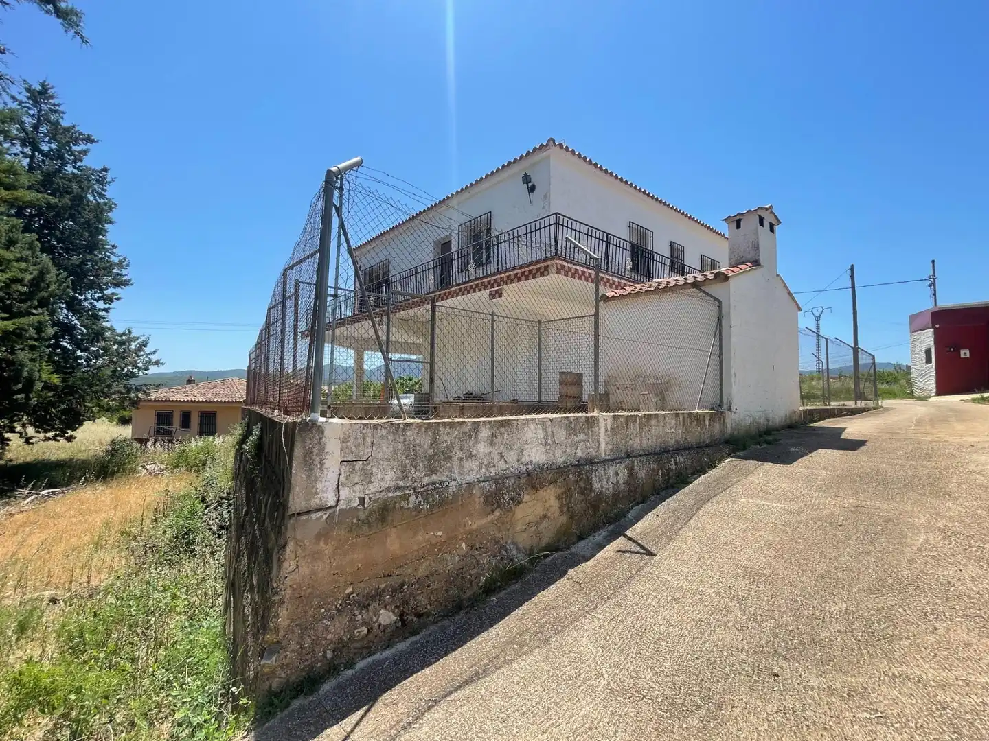 Vista exterior de Casa o chalet en venta en Chera con Terraza y Balcón