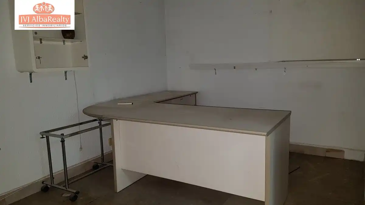 Local comercial en venda a Centro, imagen 3