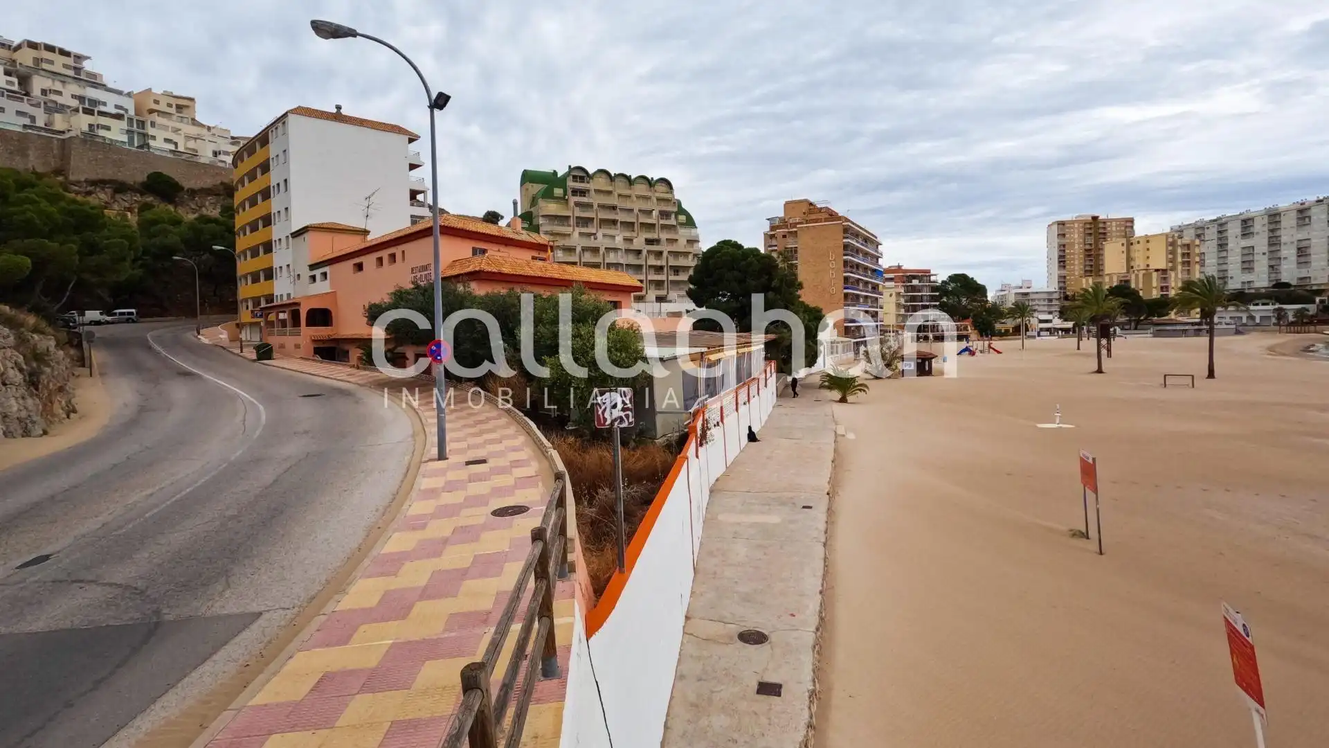Außenansicht von Gebäude zum Verkauf in Cullera