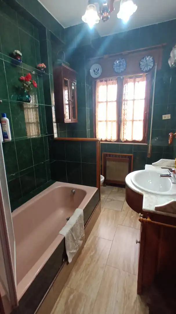 Badezimmer von Wohnung zum Verkauf in Lugo mit Heizung, Parkett und Abstellraum