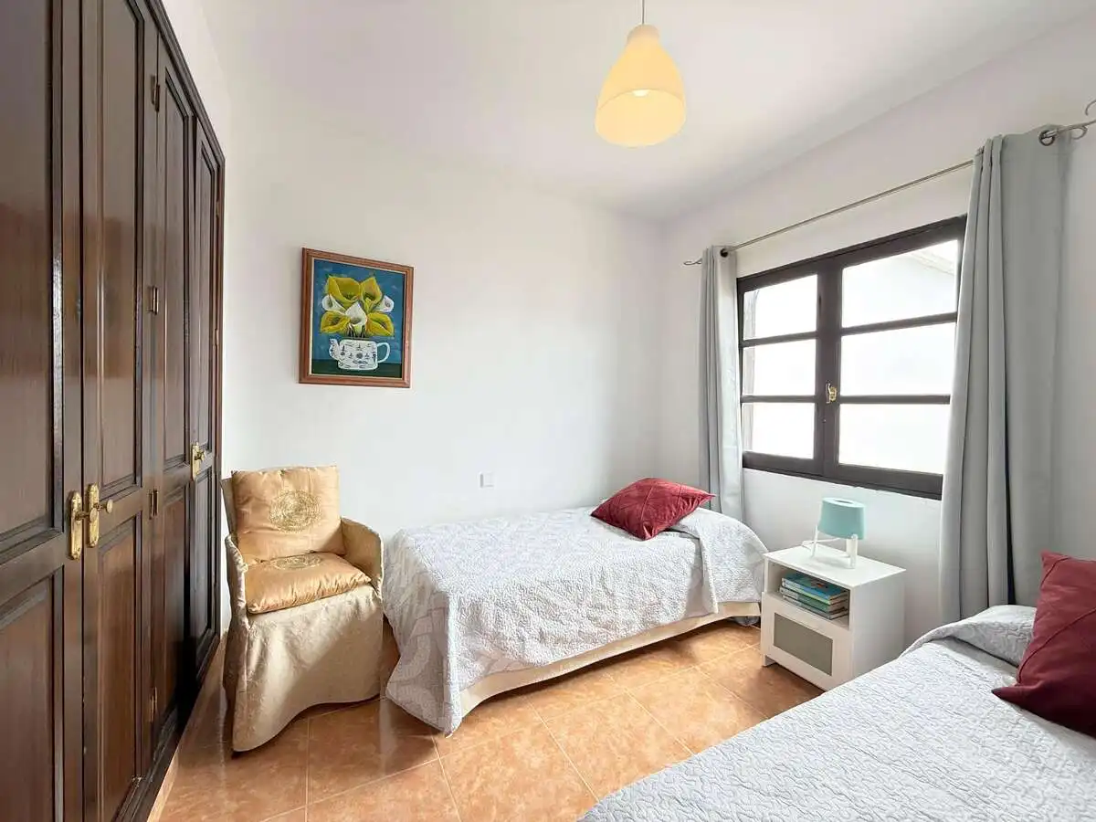 Dormitori de Casa o xalet en venda en Teguise amb Jardí privat, Terrassa i Moblat