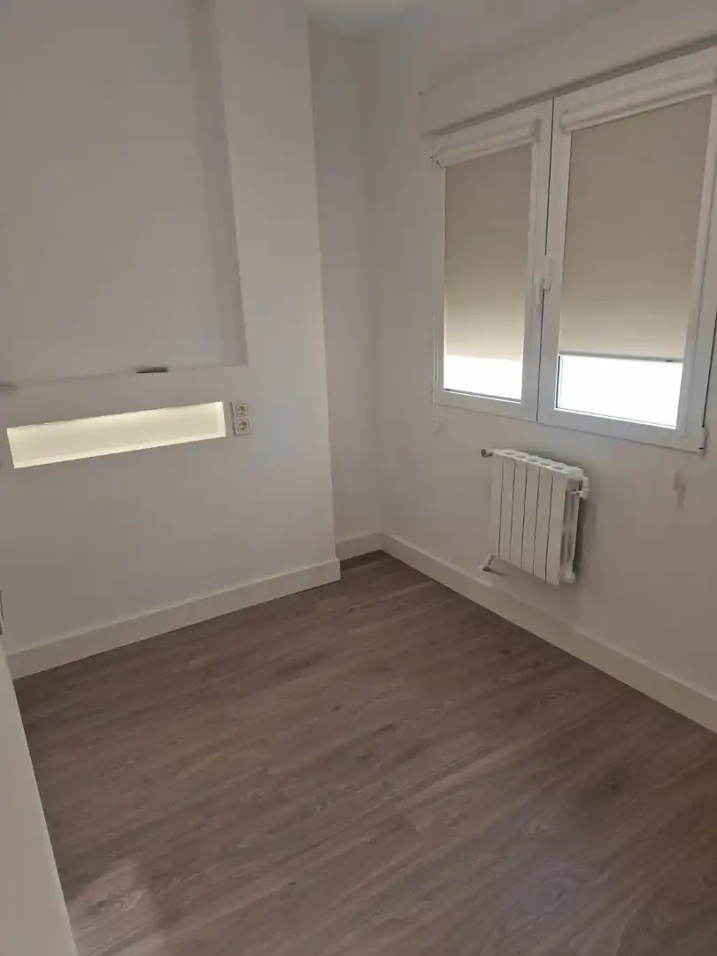 Habitación de Piso de alquiler en Zaragoza con Amueblado