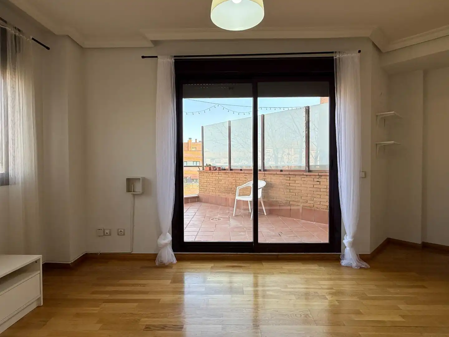 Schlafzimmer von Wohnung zum Verkauf in Yebes mit Heizung, Terrasse und Abstellraum