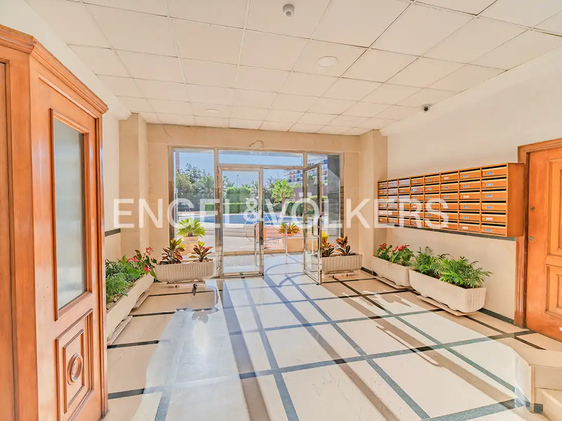 Flat for sale in Alicante / Alacant  with Heating, Terrace and Community pool