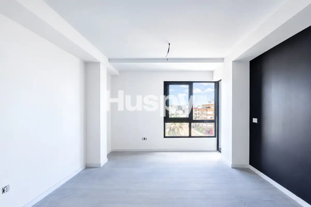 Piso con terraza en venta en Av. de Burjassot