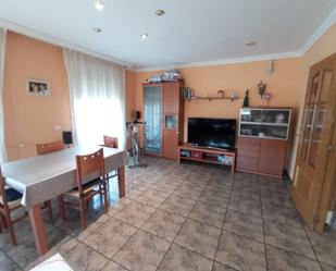 Living room of Single-family semi-detached for sale in Alfarràs  with Terrace, Storage room and Balcony