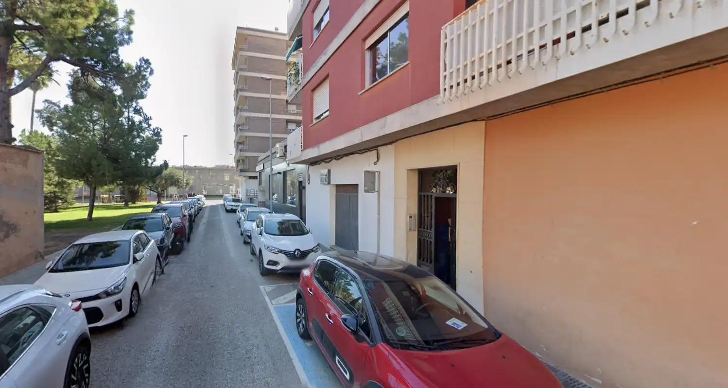 Piso en venta en REINA NA VIOLANT D'HONGRIA, Avenida Alemania-Italia