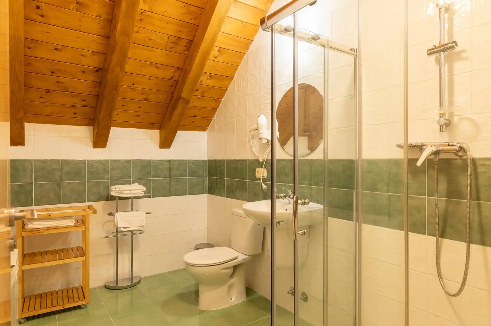 Baño de Casa o chalet en venta en Aribe con Calefacción, Jardín privado y Parquet