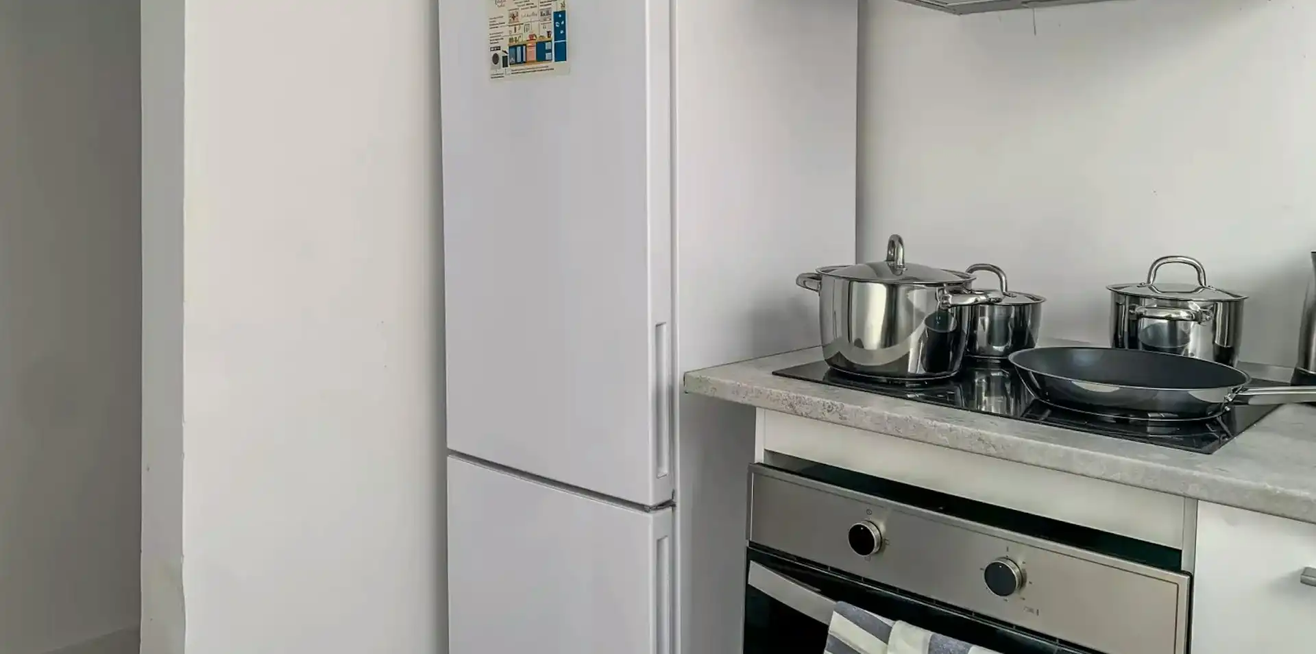Kitchen of Flat for share in L'Hospitalet de Llobregat  with Heating, Furnished and Washing machine
