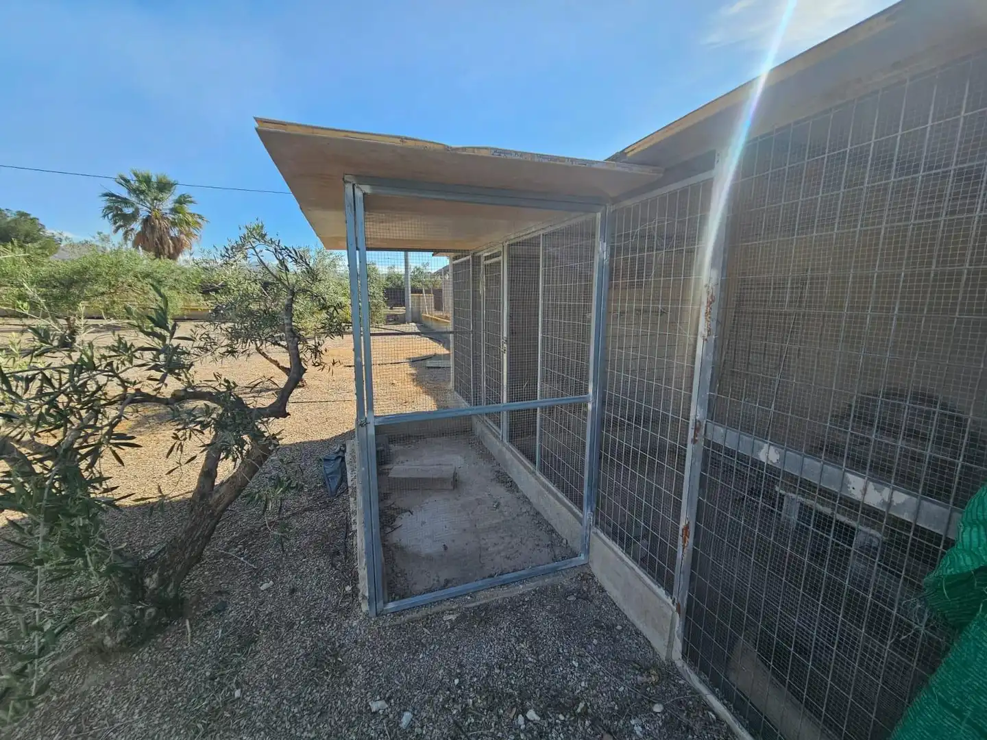 Vista exterior de Casa o xalet en venda en Águilas amb Jardí privat, Terrassa i Traster