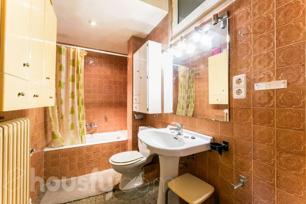 Piso en venta en Passeig del Comte d'Ègara, Barri del Centre