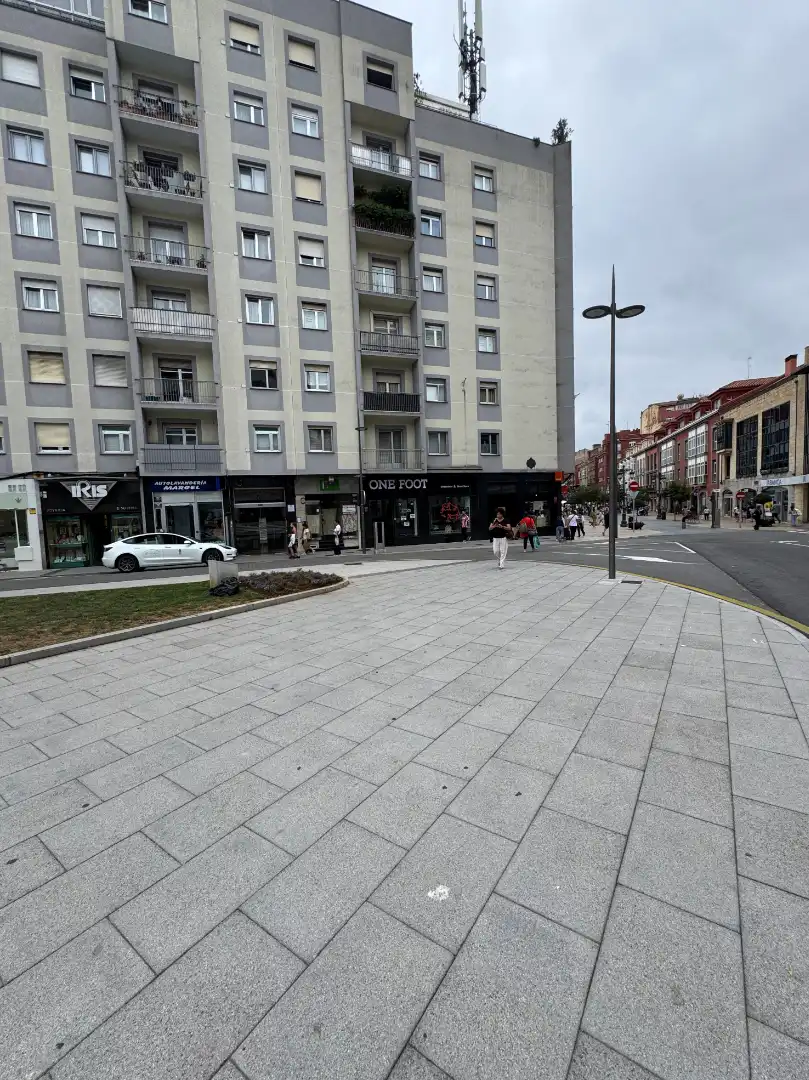 Piso en venta en Avilés con Calefacción