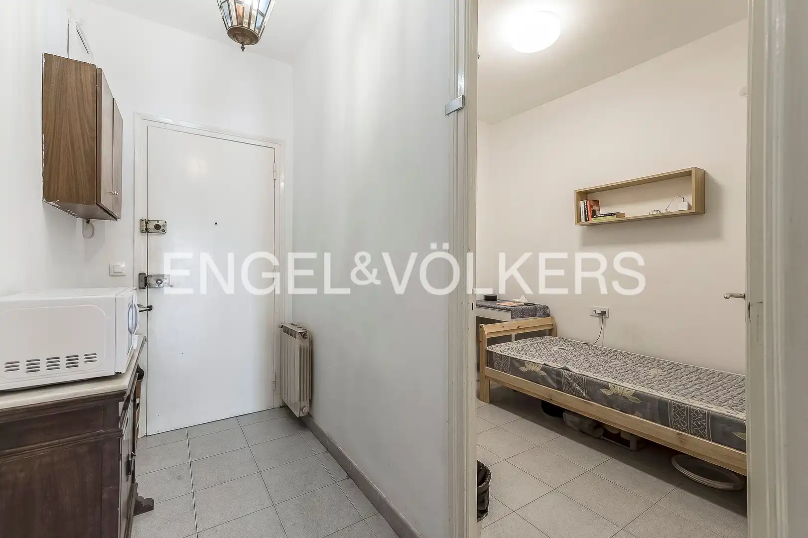 Flat for sale in Barcelona  with Heating