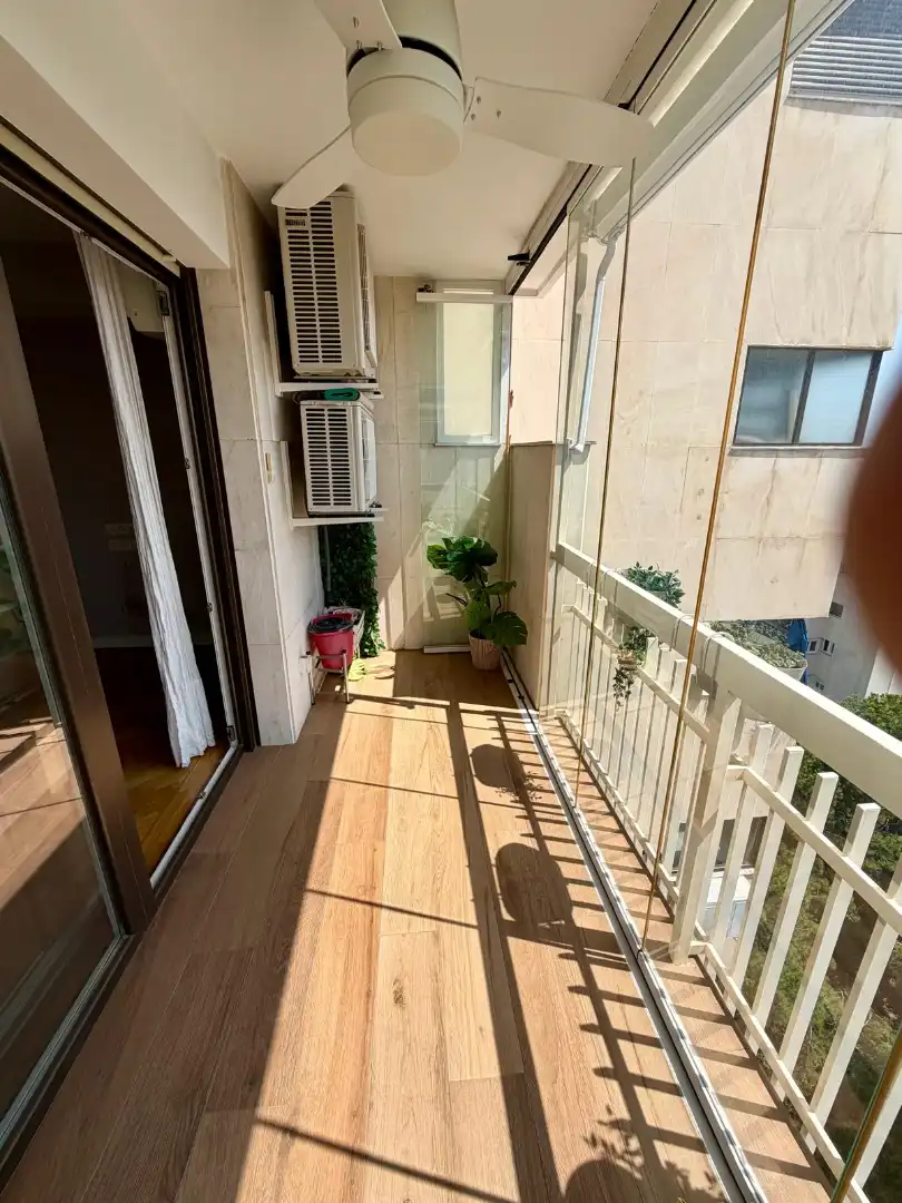 Terrassa de Pis en venda en Madrid amb Aire condicionat, Calefacció i Jardí privat