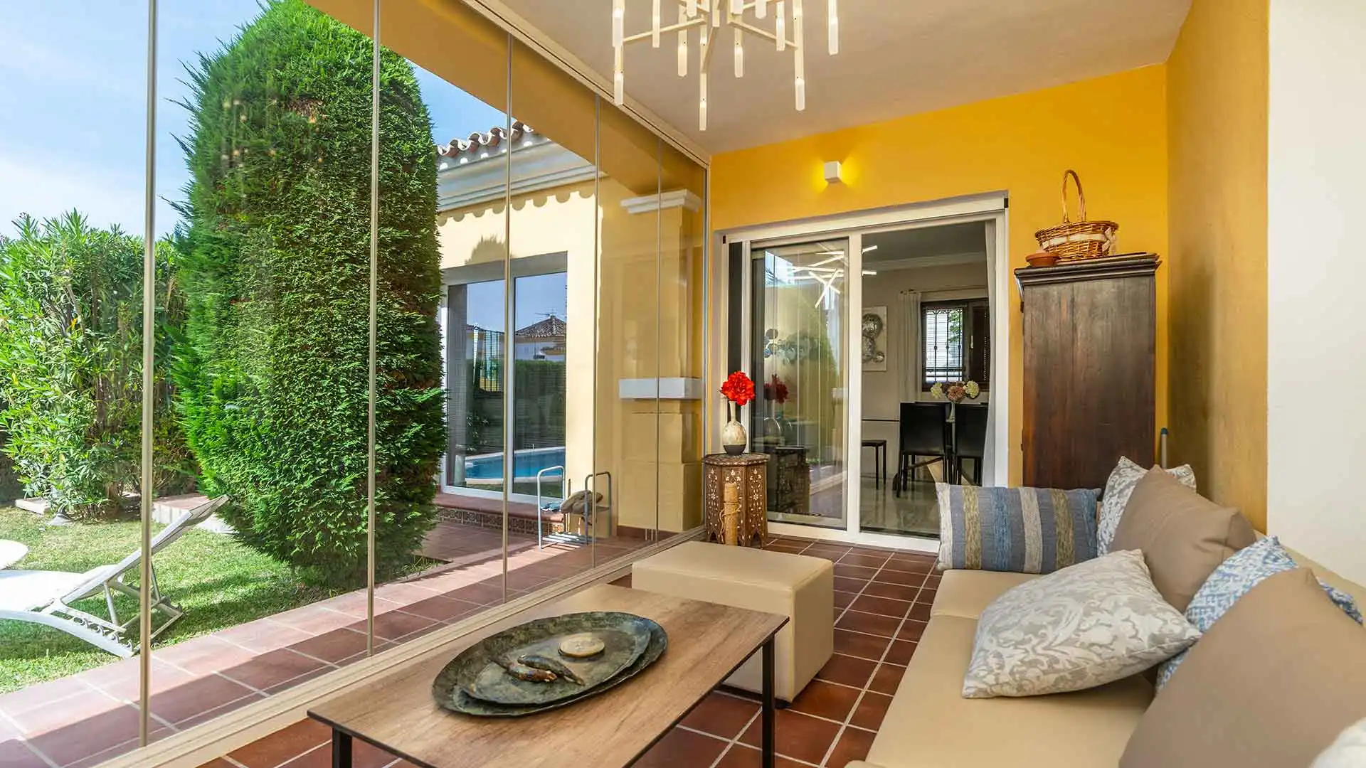 Terraza de Casa o chalet de alquiler en Marbella con Aire acondicionado, Jardín privado y Terraza