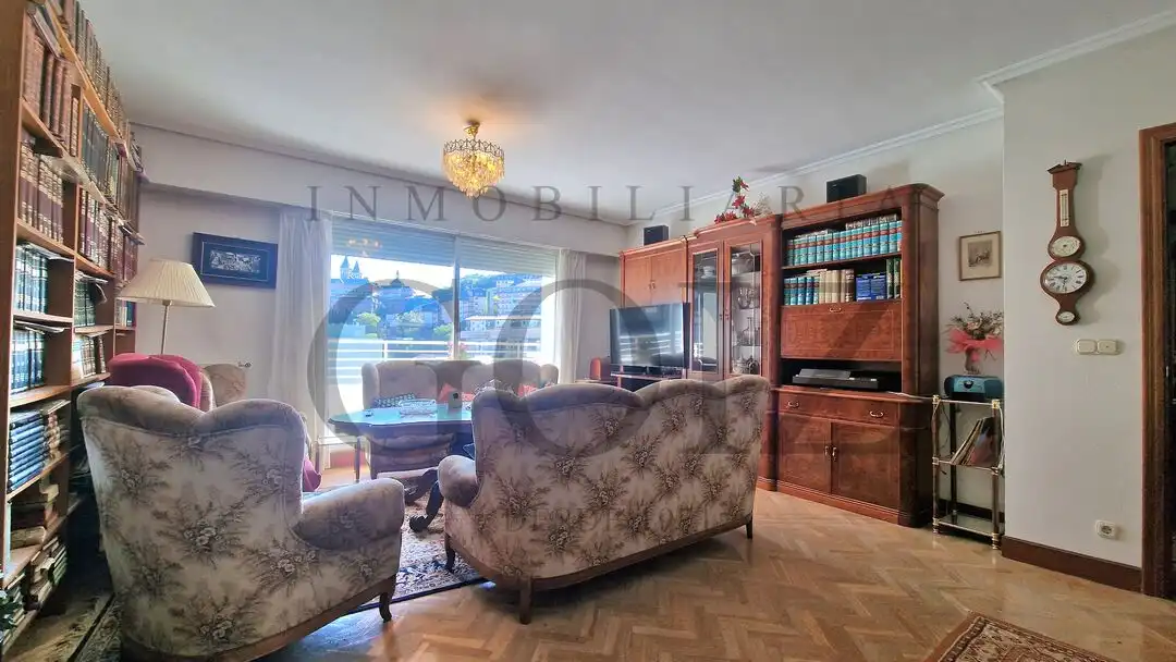 Flat with lift for sale in Ibaeta, imagen 2