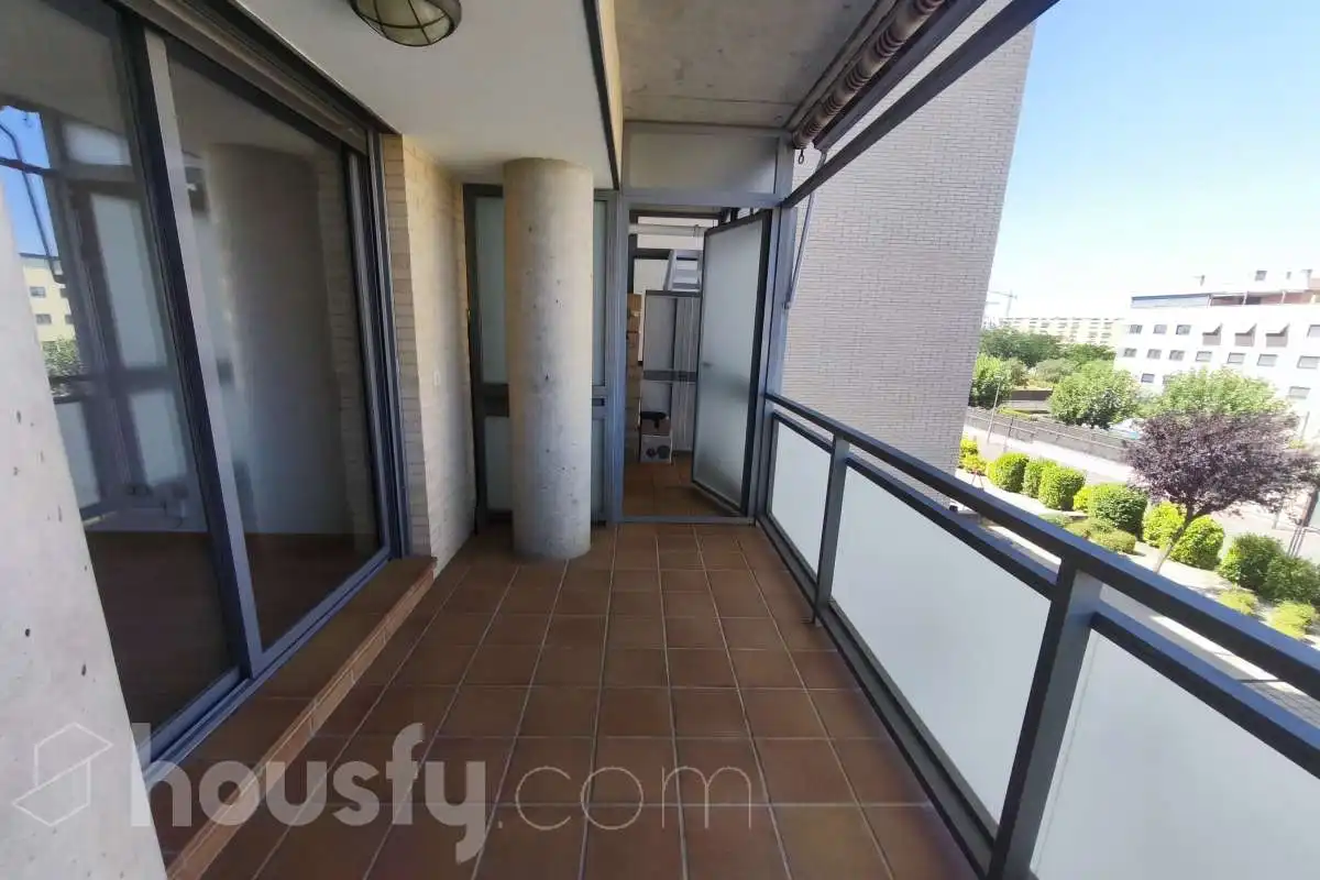 Wohnung zur Miete in Avenida de la Osa Menor, Sur - PAU 4