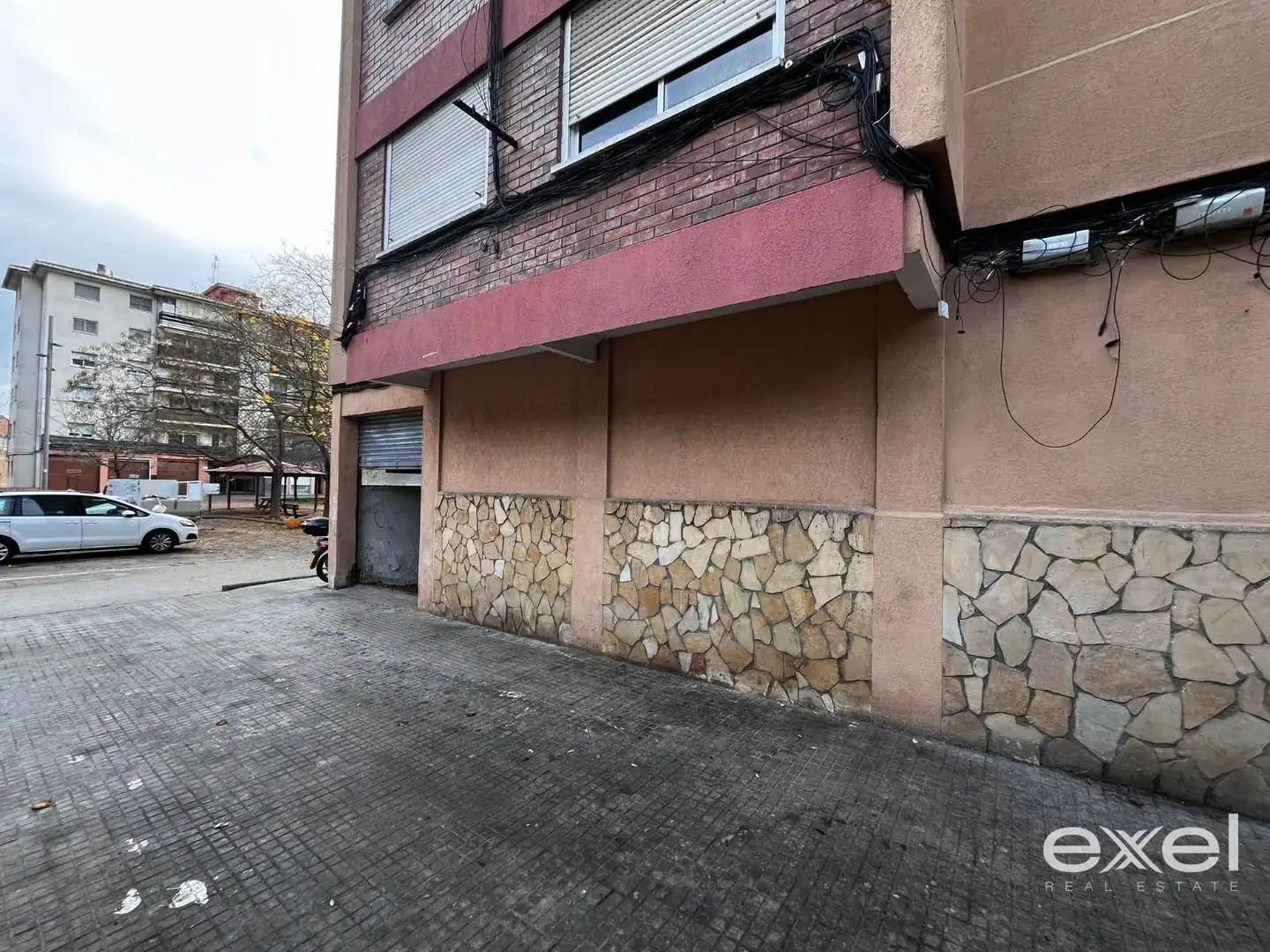 Vista exterior de Local en venta en Vallirana