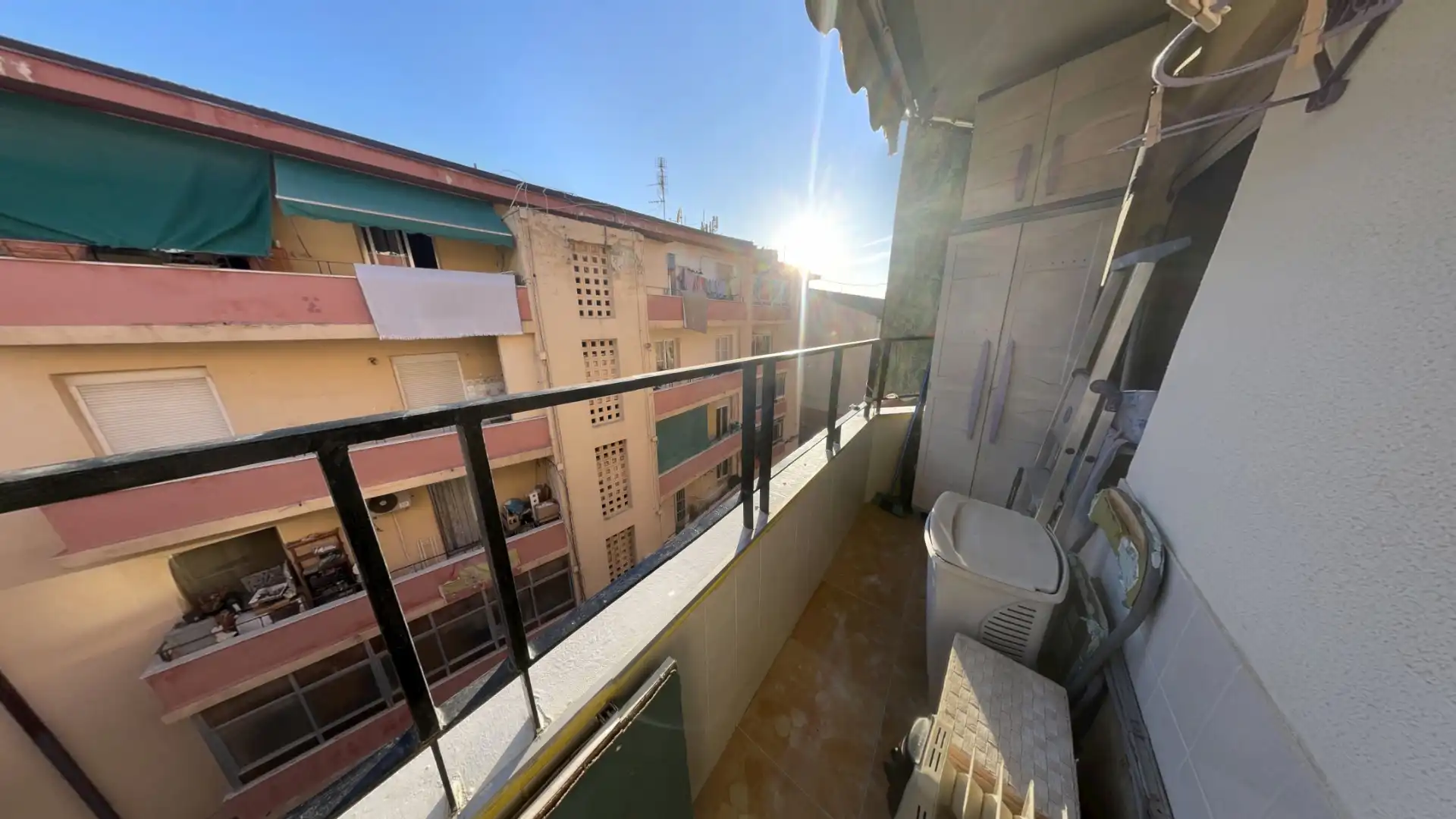Terrassa de Pis en venda en Alicante / Alacant amb Moblat, Forn i Rentadora