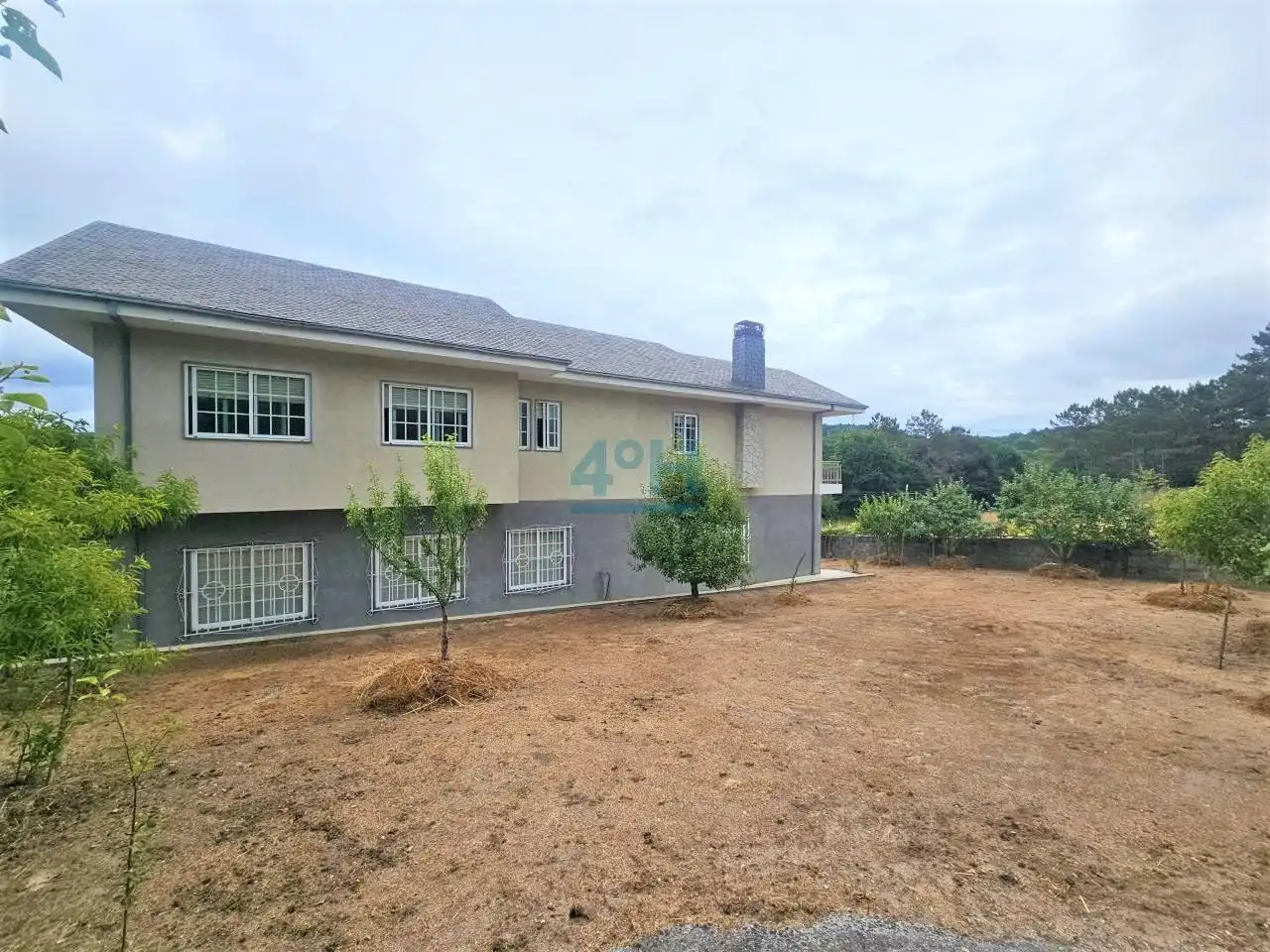 Vista exterior de Casa o xalet en venda en Maside amb Jardí privat i Balcó