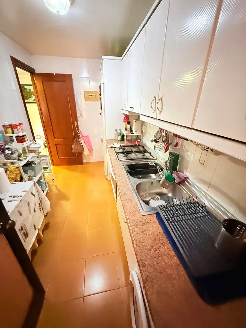 Kitchen of Flat for sale in Sevilla  with Air Conditioner, Terrace and Furnished