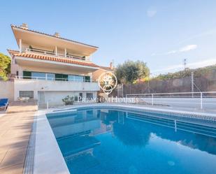 Swimming pool of House or chalet to rent in Sitges  with Air Conditioner, Terrace and Swimming Pool