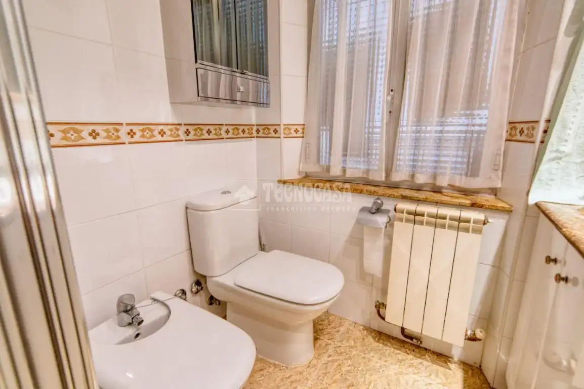 Badezimmer von Wohnung zur Miete in Salamanca