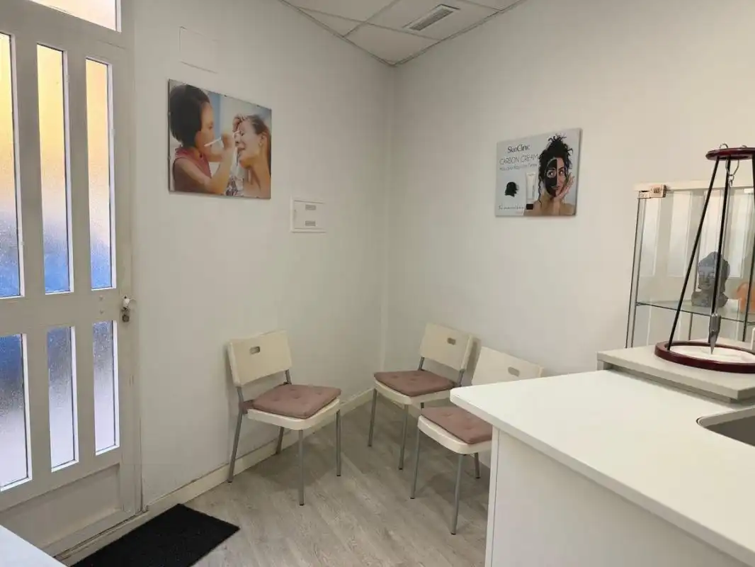 Local comercial en venda a Carrer Juan Ramón Jiménez, imagen 2